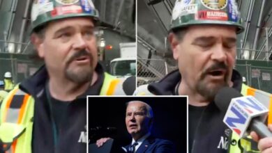 Photo of NYC construction worker’s scathing message for Biden goes viral after Trump visit